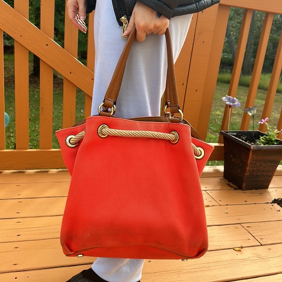 MICHAEL Michael Kors Large Marina Gathered Tote - Picture 10 of 16